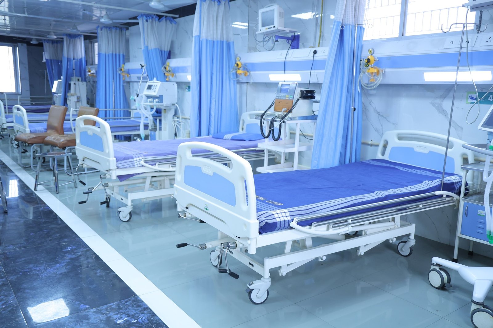 Intensive Care Unit (ICU)